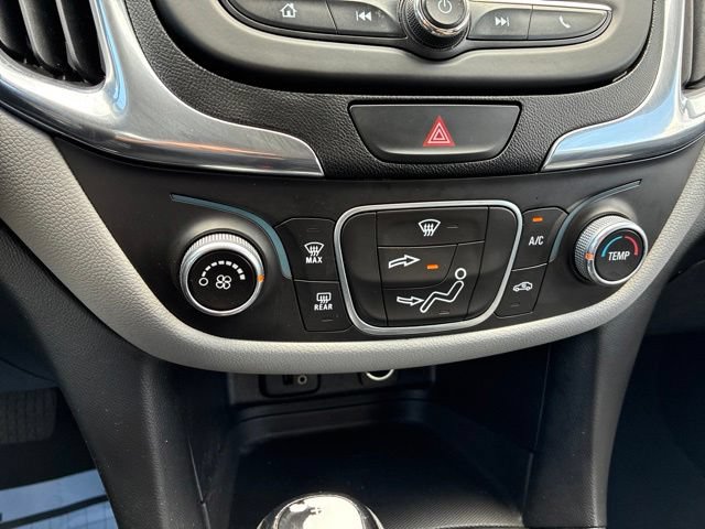 Used 2018 Chevrolet Equinox LS AWD/4WD image 23