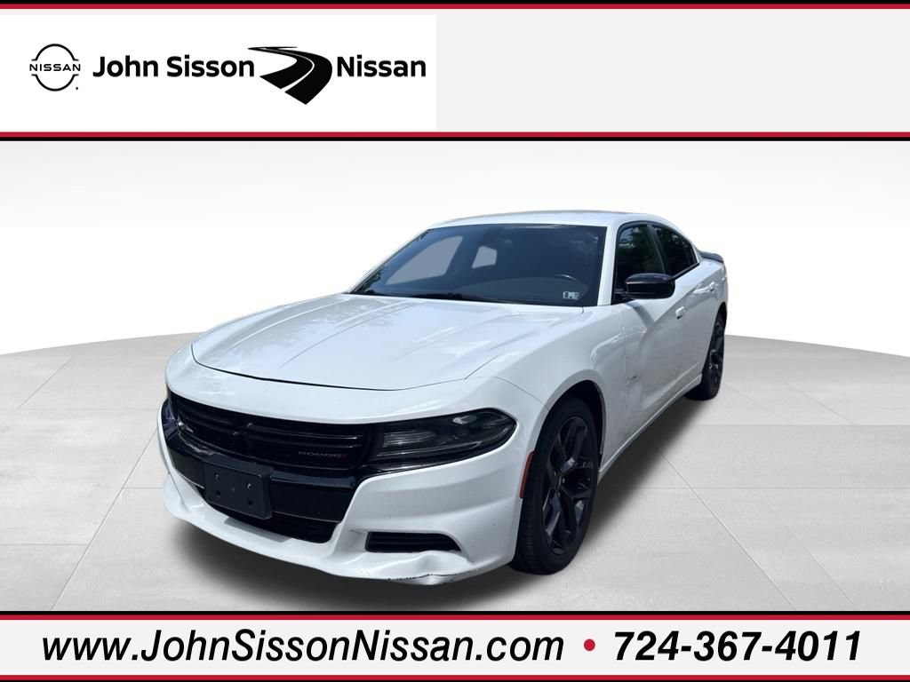 Used 2020 Dodge Charger SXT w/ Blacktop Package RWD image 1