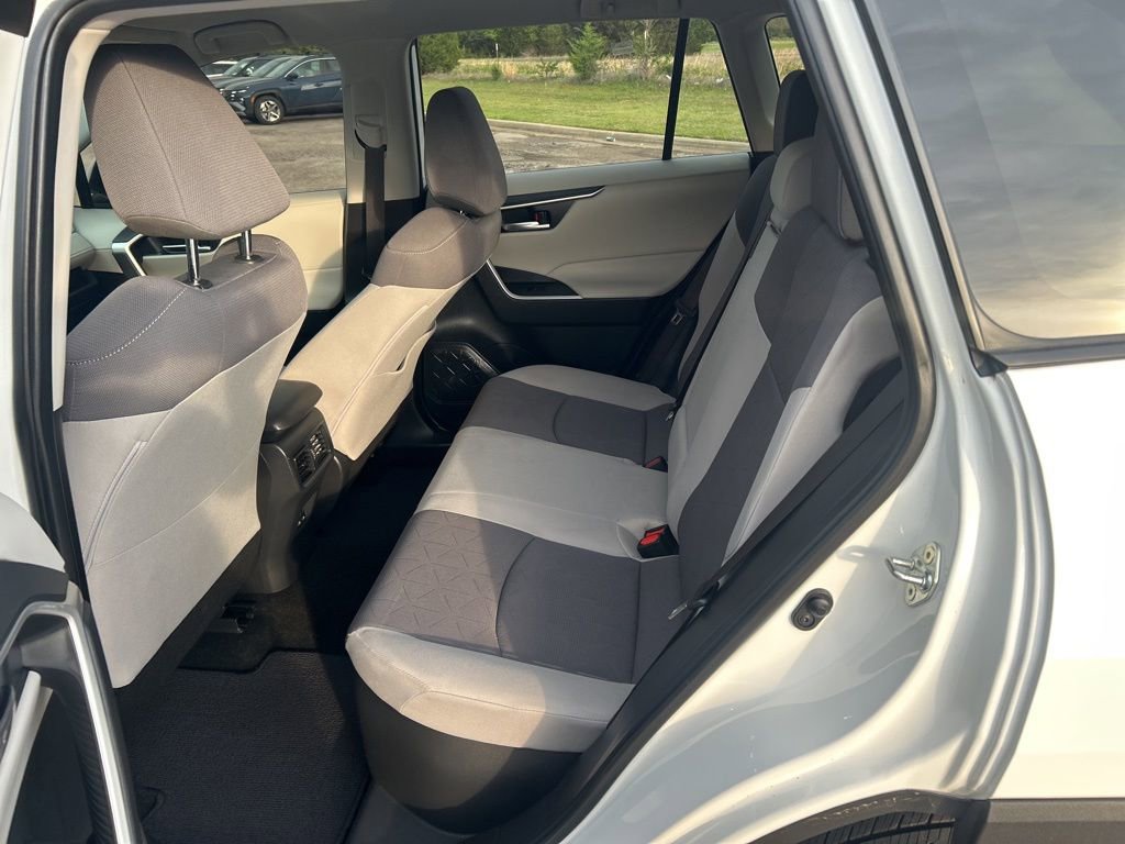 Used 2022 Toyota RAV4 XLE w/ XLE Grade Weather Package image 28