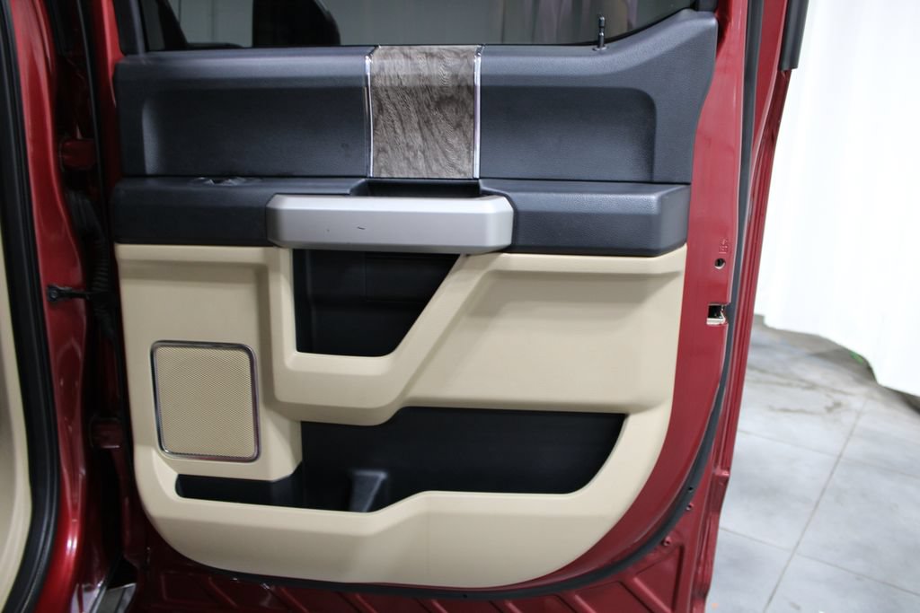 Used 2019 Ford F250 Lariat w/ Lariat Ultimate Package AWD/4WD image 33