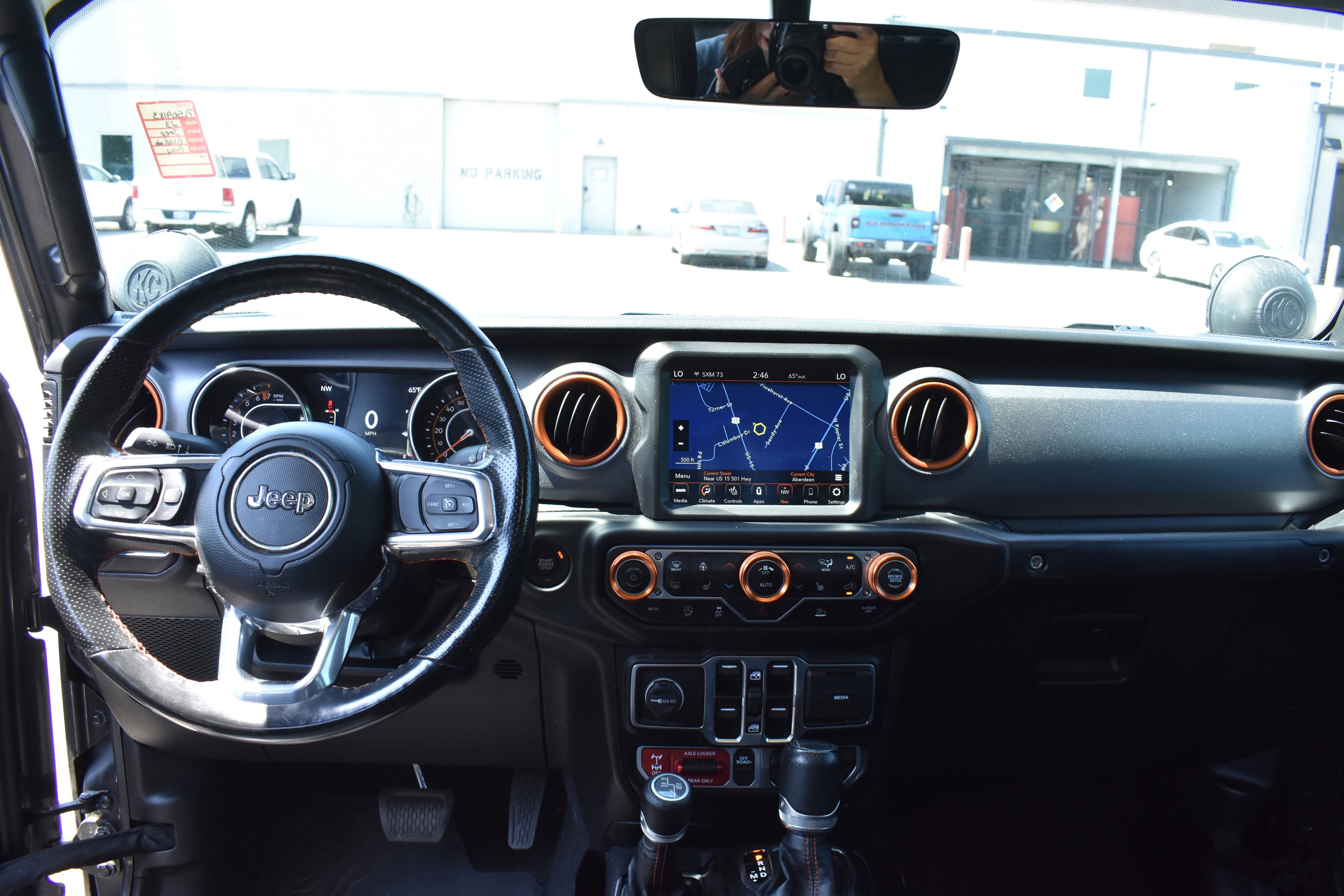 Used 2023 Jeep Gladiator Mojave w/ LED Lighting Group AWD/4WD image 29