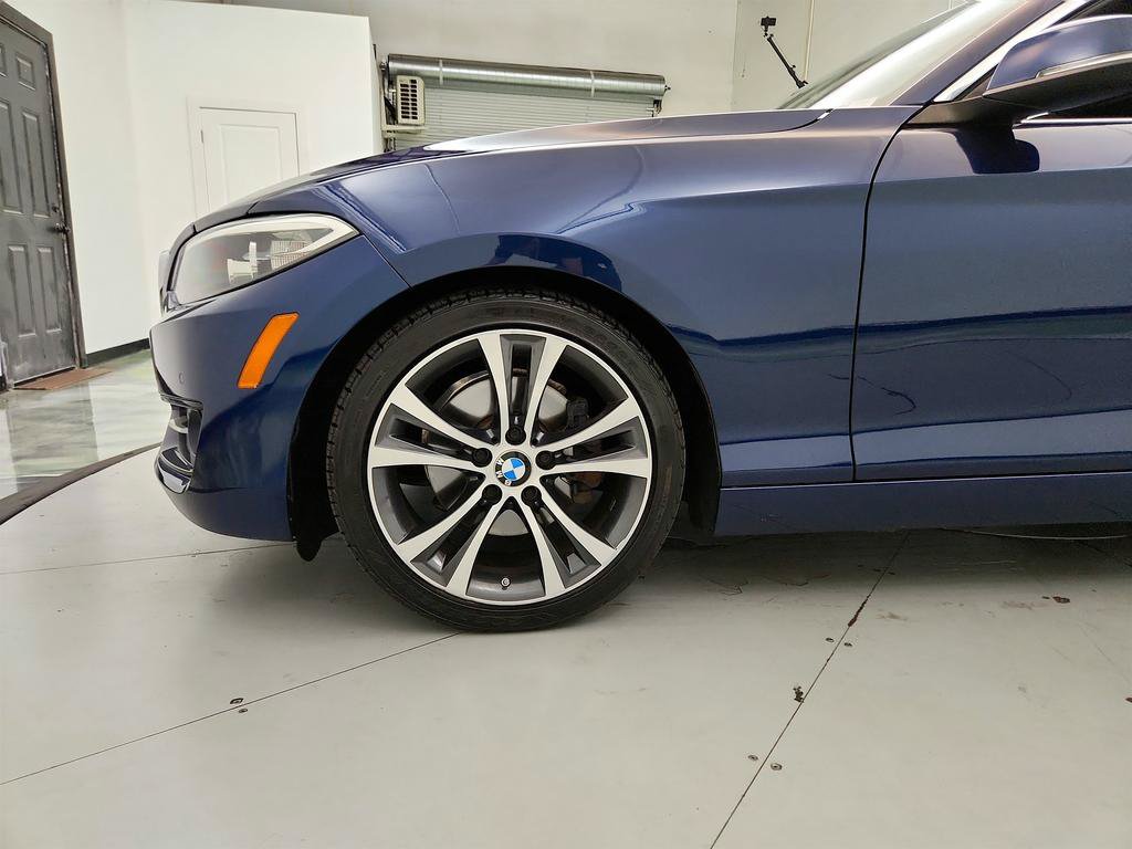 Used 2017 BMW 230i Convertible RWD image 27