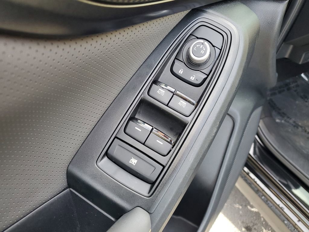 Used 2021 Subaru Crosstrek 2.5i Sport w/ Moonroof Package image 25