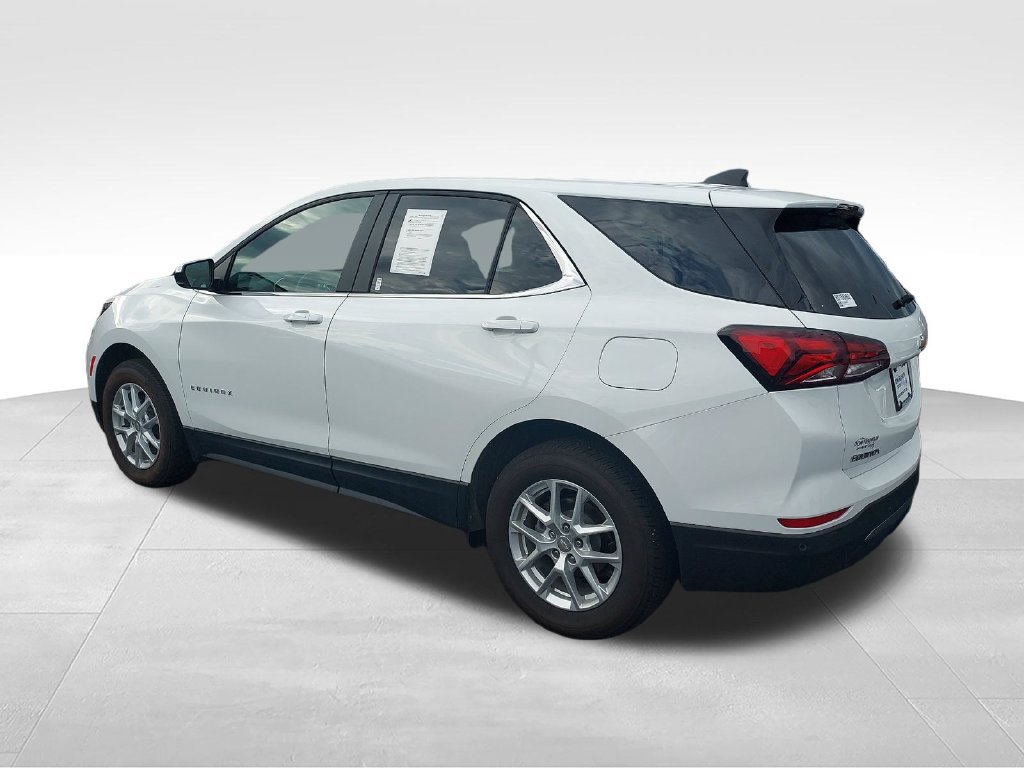Used 2024 Chevrolet Equinox LT w/ LPO, Floor Liner Package AWD/4WD image 3