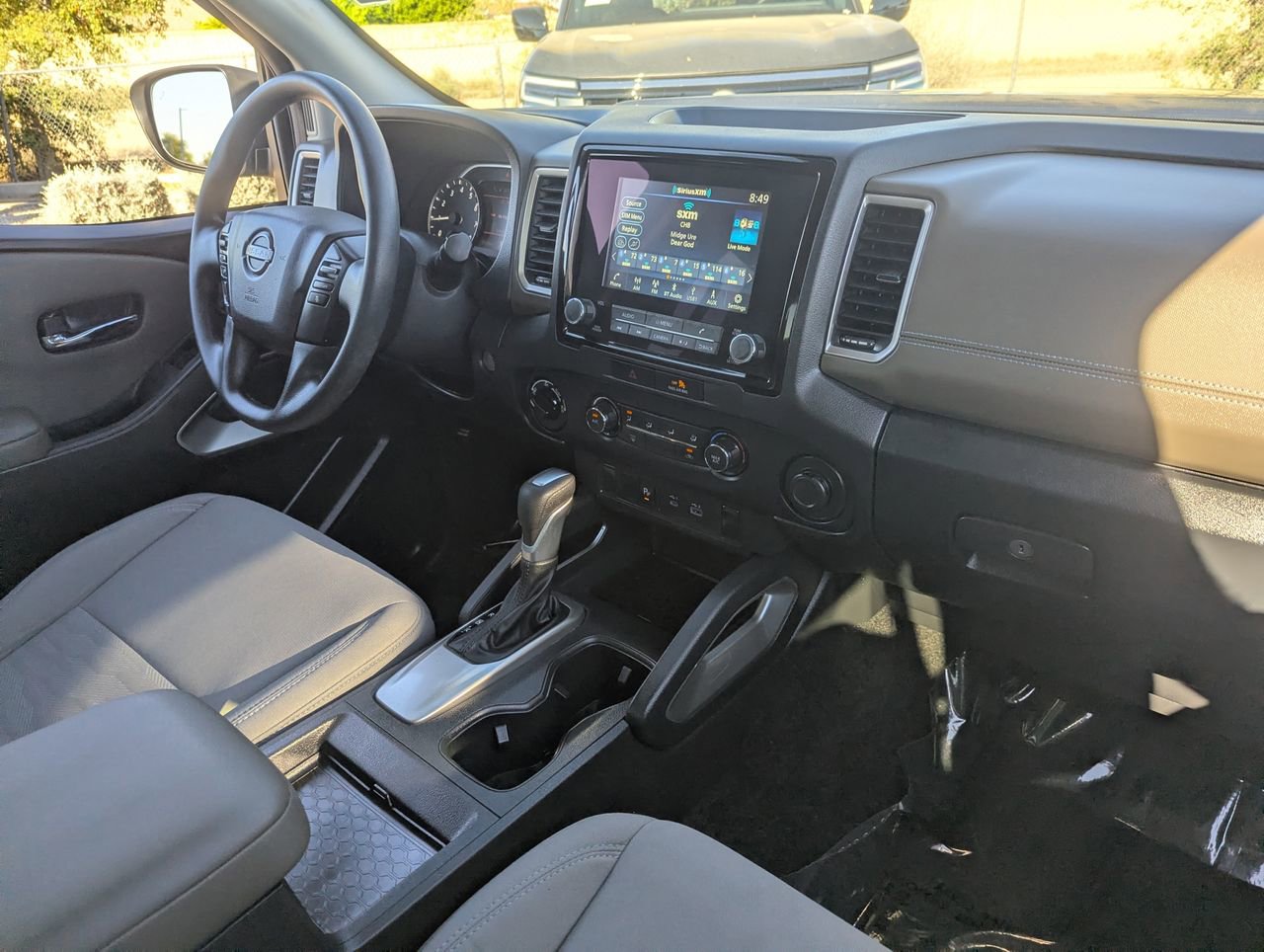 Certified 2022 Nissan Frontier SV w/ Technology Package image 14