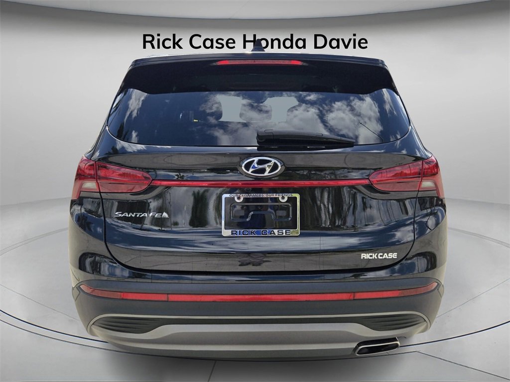 Used 2023 Hyundai Santa Fe SE image 6