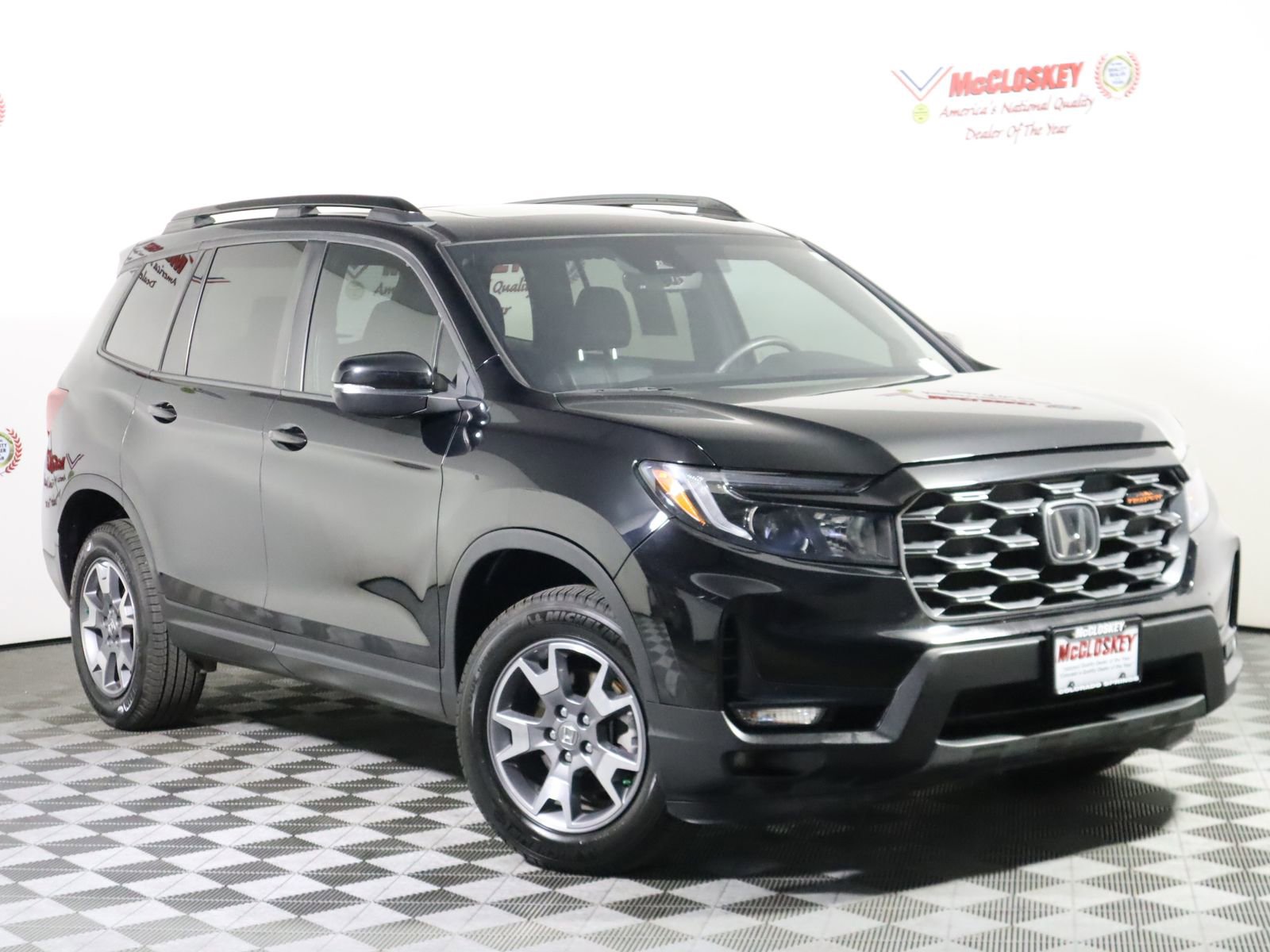 Used 2022 Honda Passport TrailSport image 2