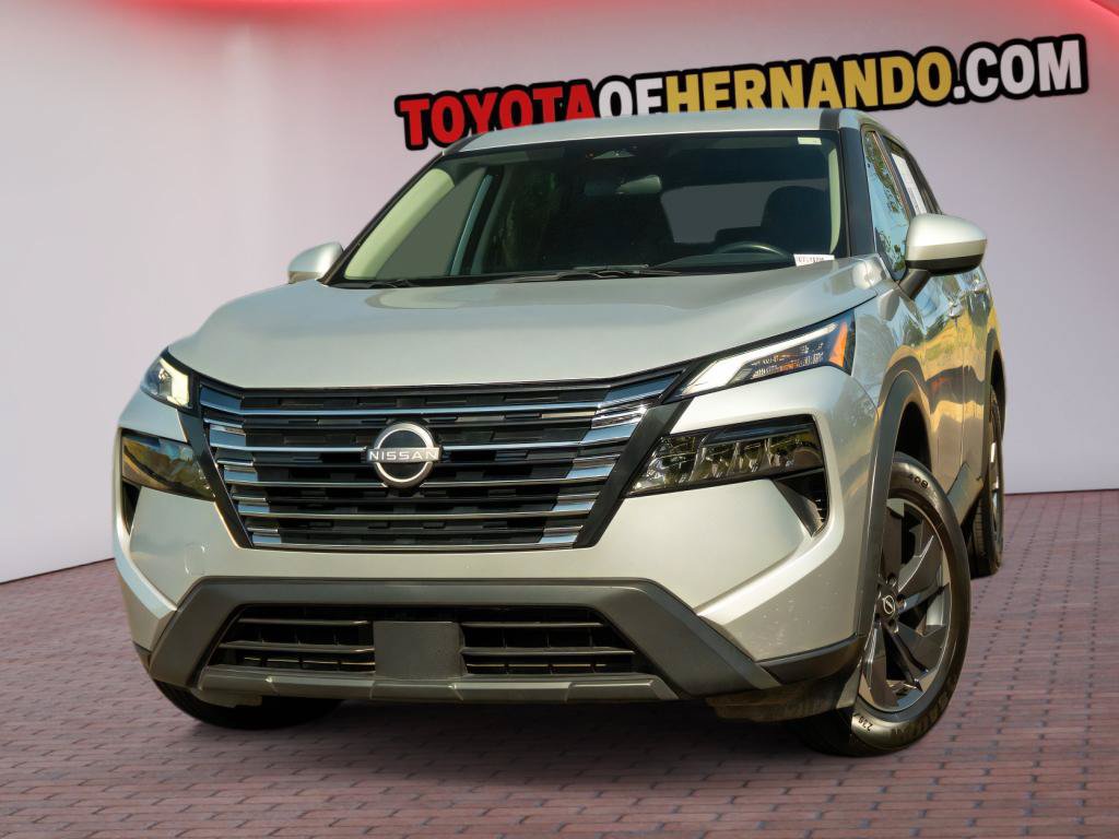 Used 2025 Nissan Rogue SV