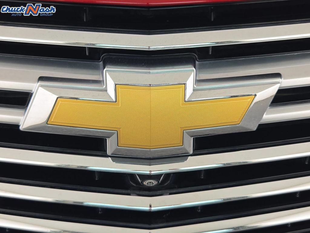 Used 2023 Chevrolet Traverse Premier w/ LPO, Floor Liner Package FWD image 36