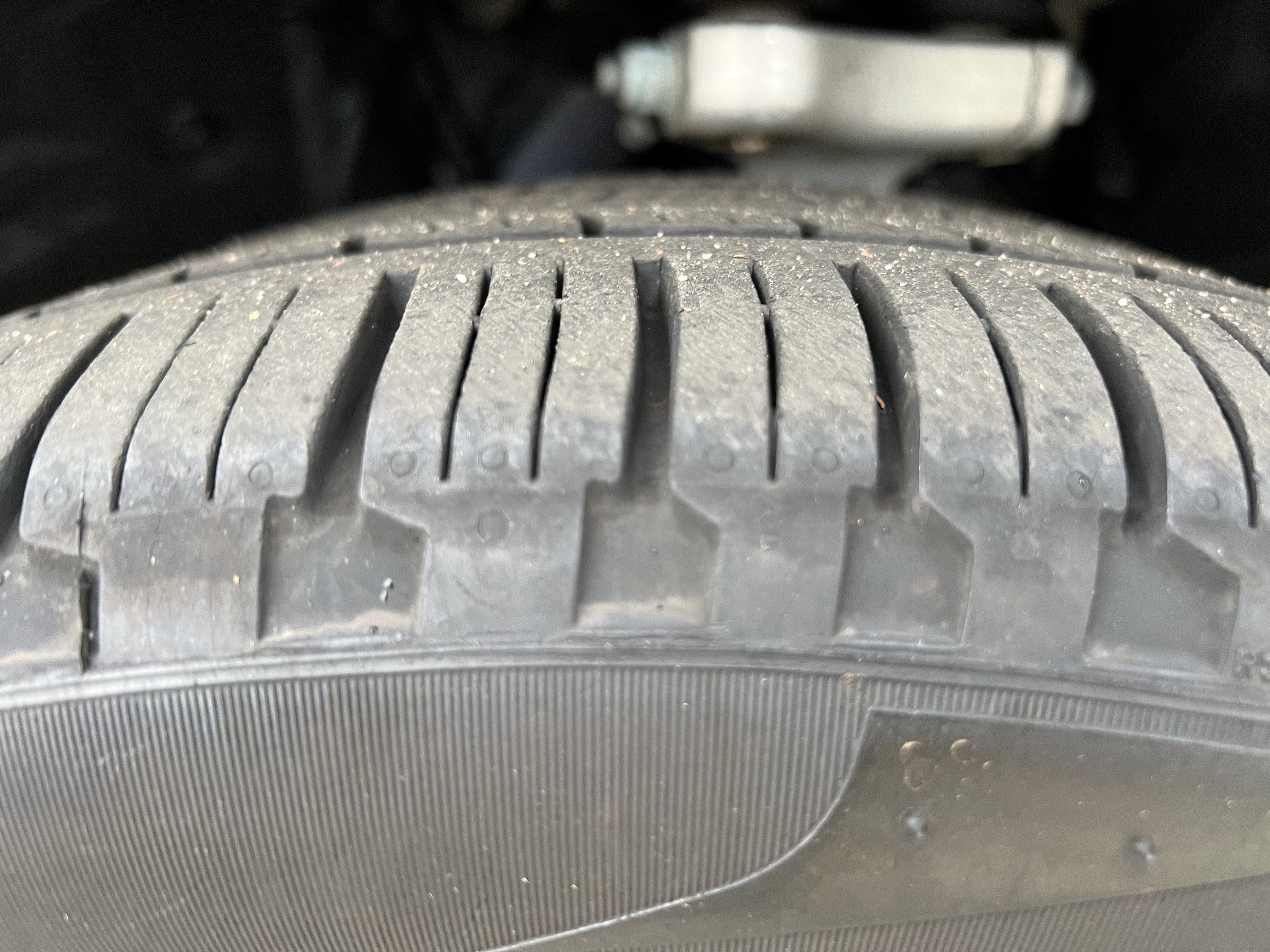 Certified 2025 Audi Q5 2.0T Premium Plus image 12