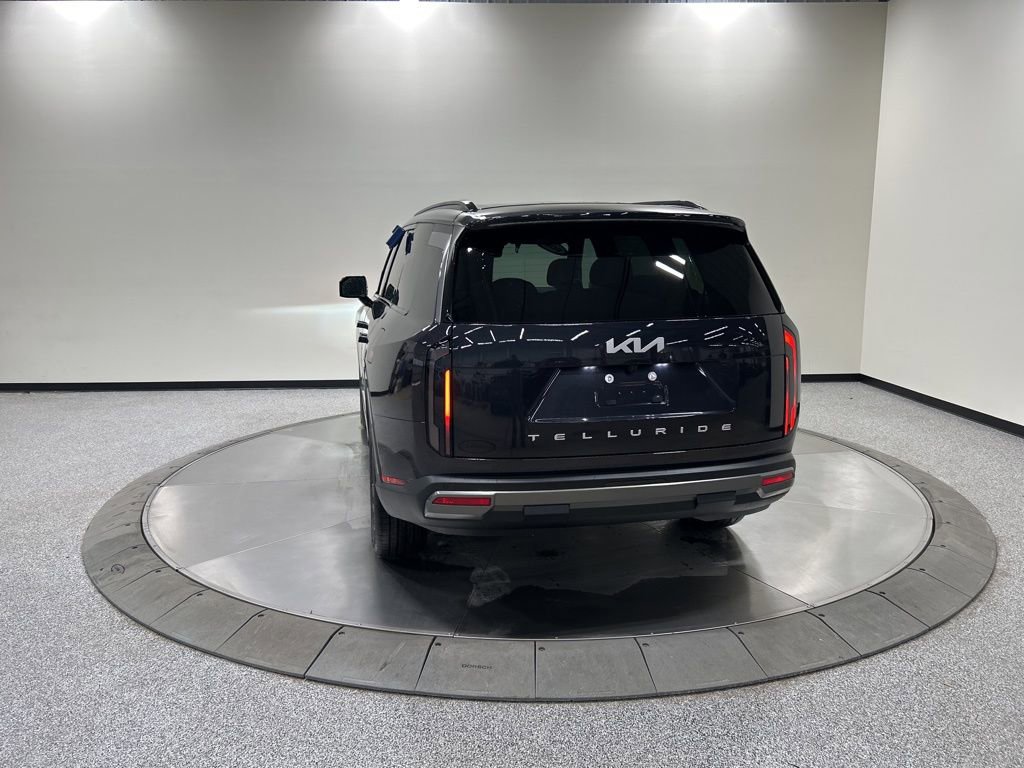 New 2027 Kia Telluride S image 6
