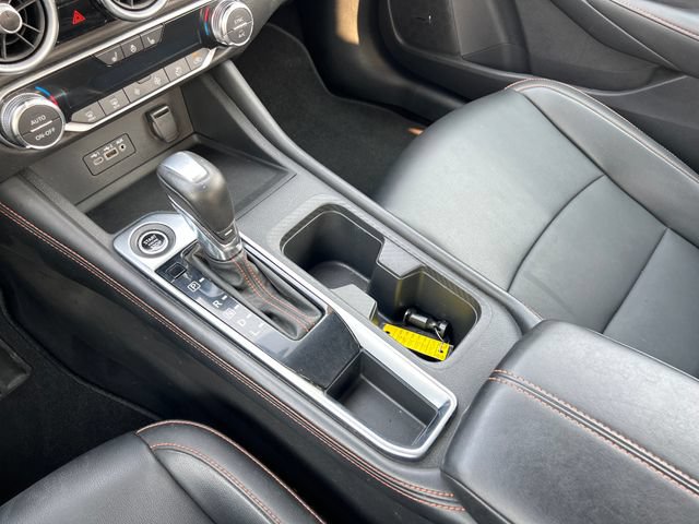 Used 2022 Nissan Sentra SR w/ SR Premium Package FWD image 25
