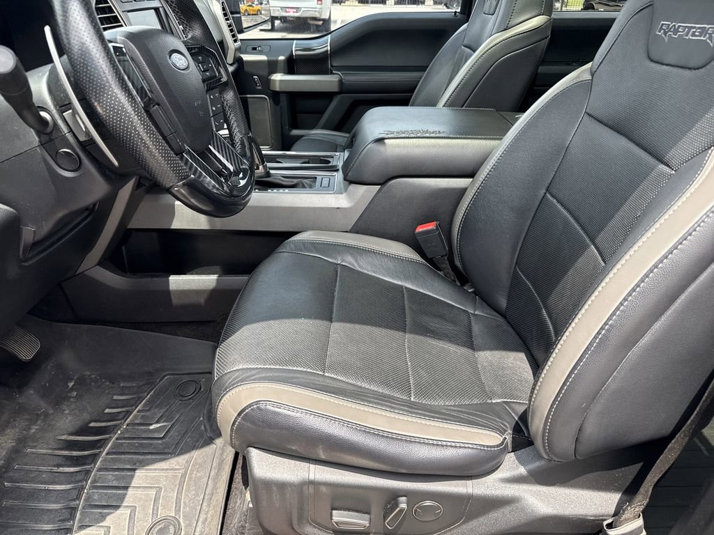 Used 2018 Ford F150 Raptor w/ Equipment Group 802A Luxury AWD/4WD image 12