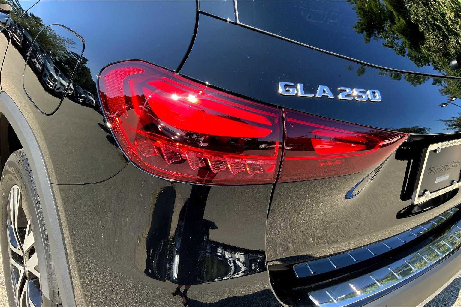 Certified 2026 Mercedes-Benz GLA 250 4MATIC image 18