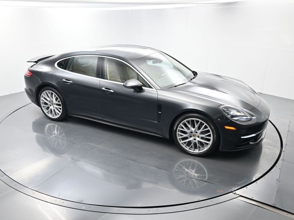 Used 2018 Porsche Panamera 4S image 40