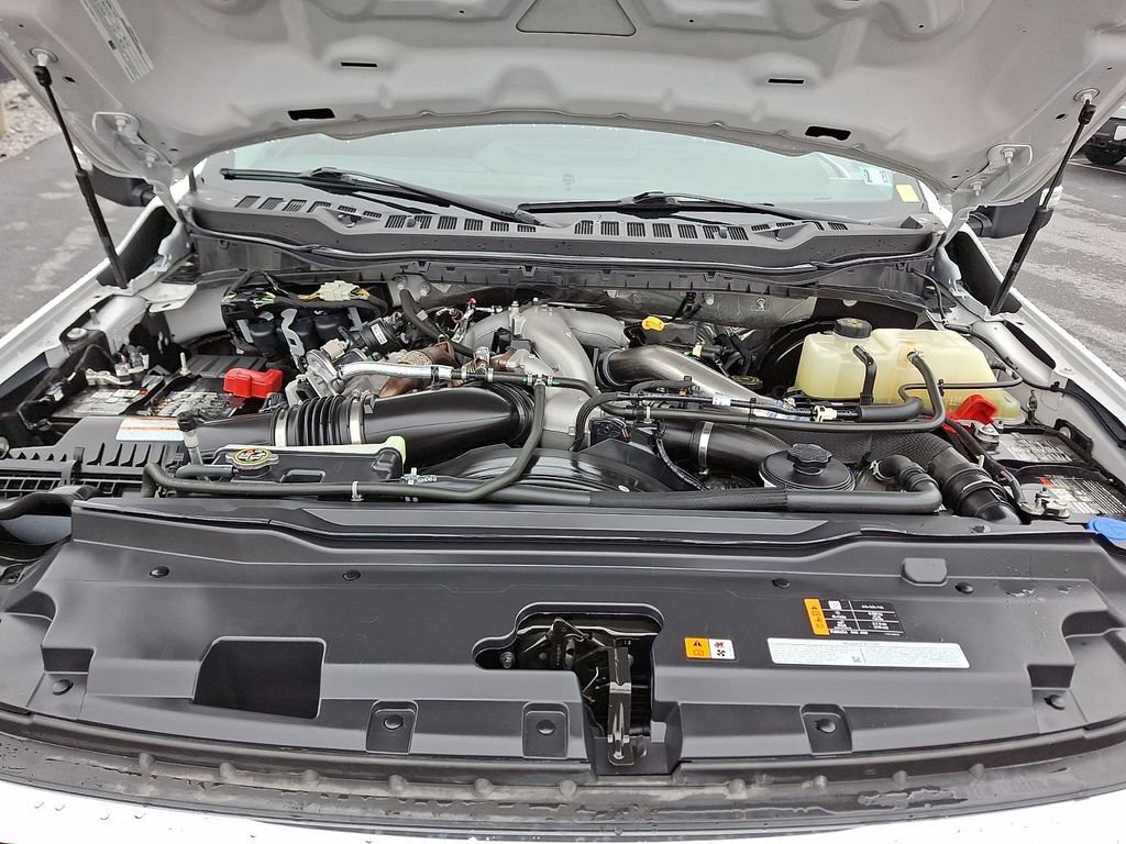 Used 2023 Ford F250 Lariat w/ Chrome Package image 30