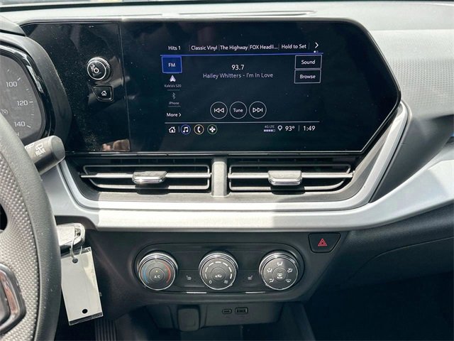 Used 2024 Chevrolet Trax LS w/ LS Convenience Package image 19