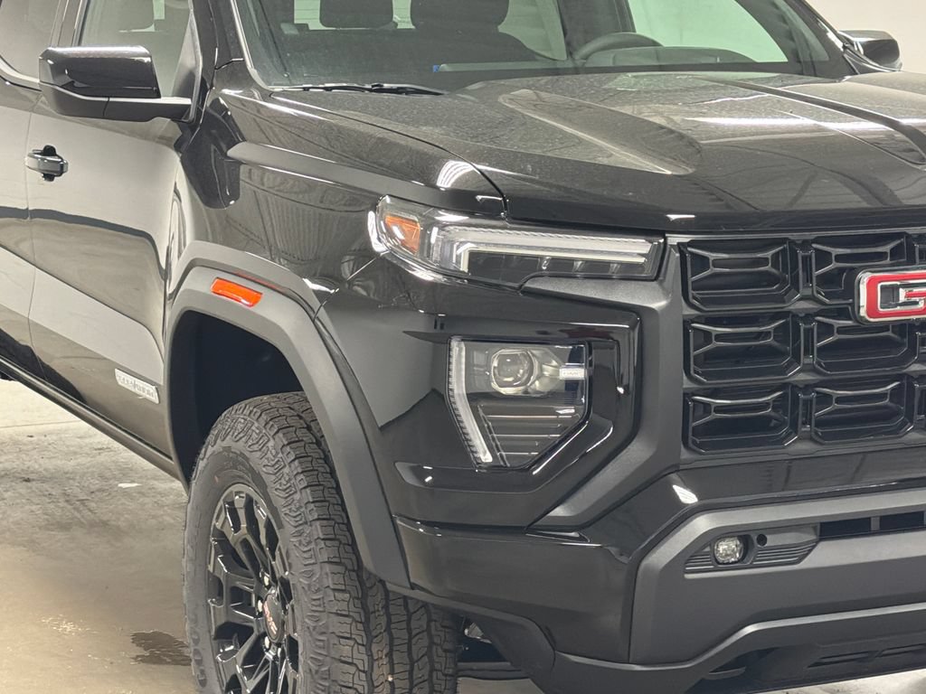 New 2026 GMC Canyon Elevation w/ Convenience Package RWD image 4