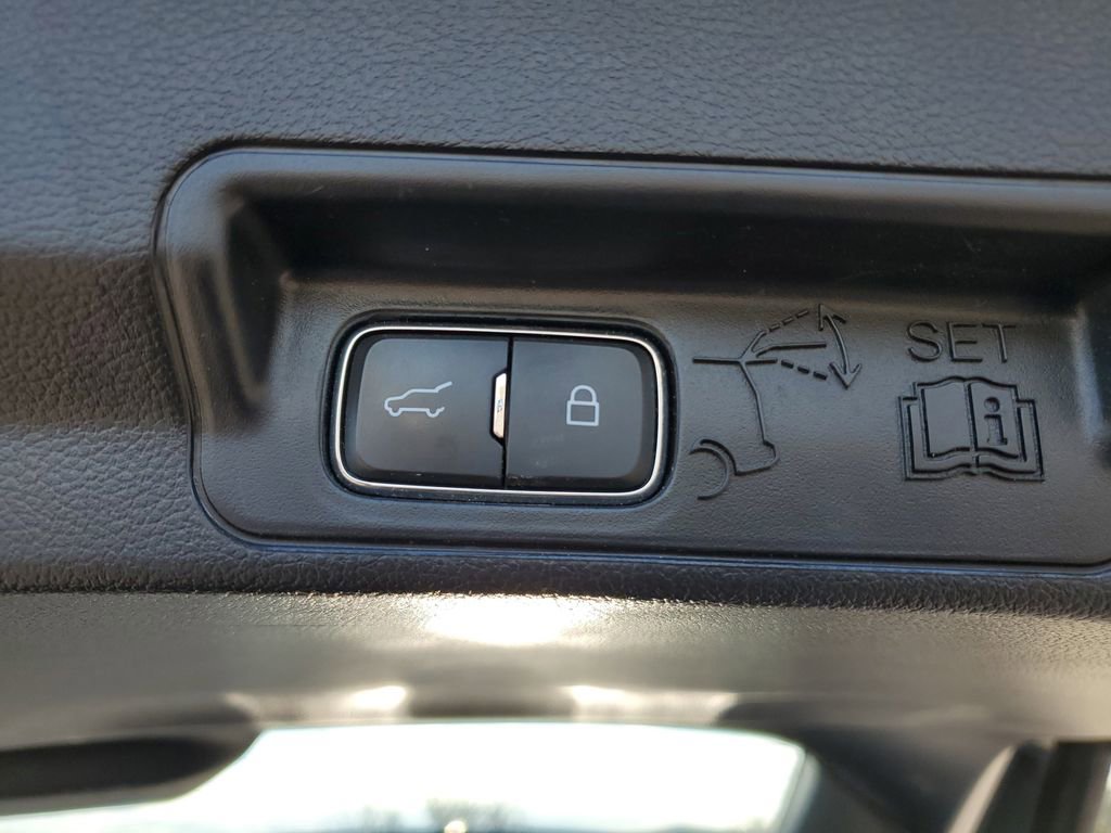 Used 2021 Ford Explorer Platinum AWD/4WD image 33