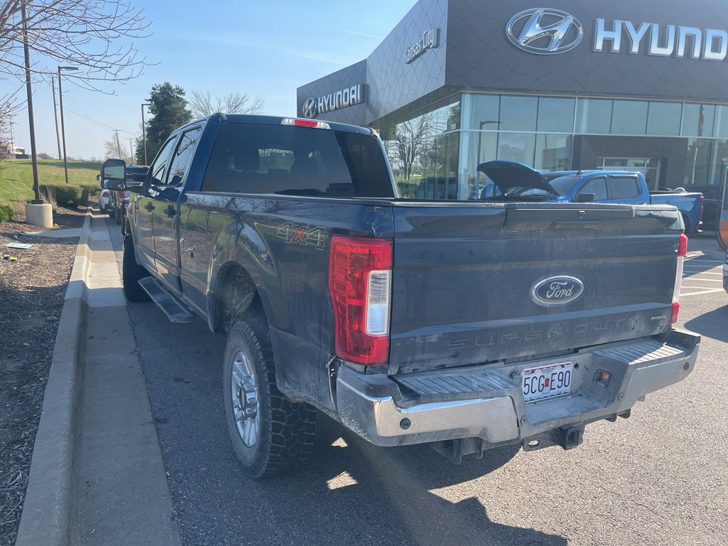 Used 2017 Ford F250 XLT w/ XLT Value Package image 10