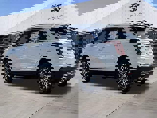 New 2025 Cadillac XT5 Premium Luxury w/ Technology Package FWD image 5