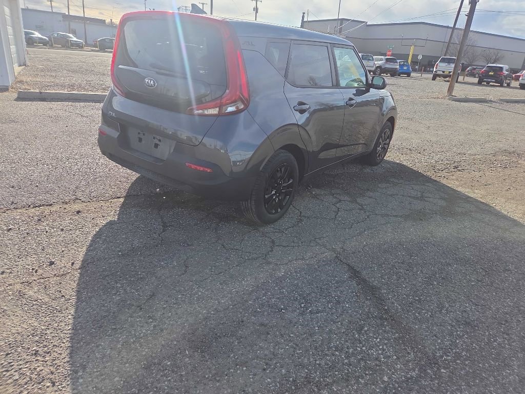 Used 2020 Kia Soul LX image 5