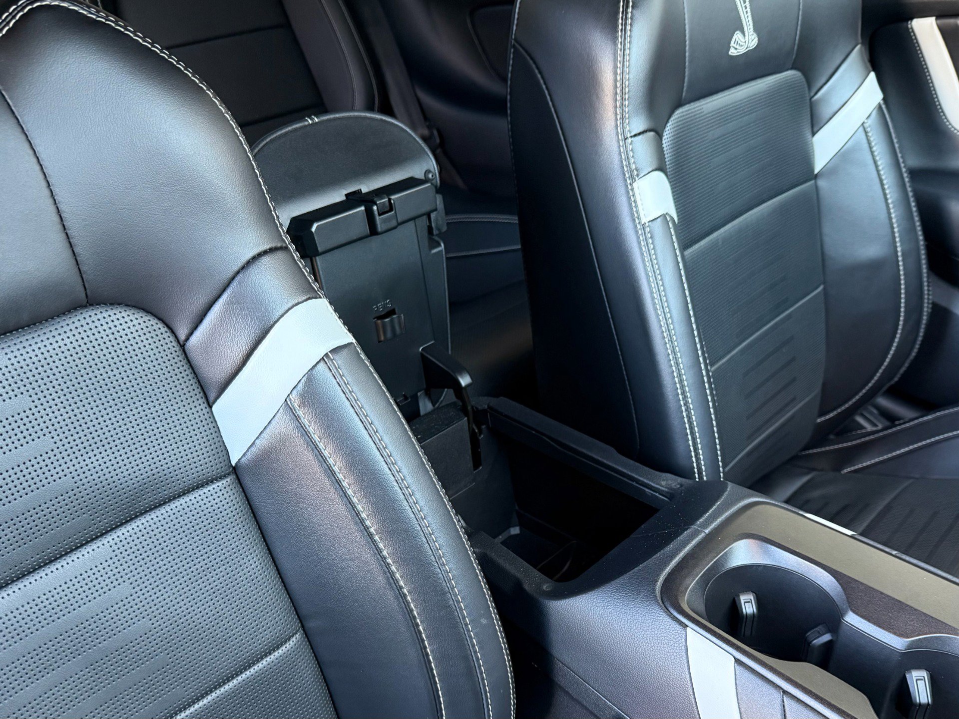 Used 2021 Ford Mustang Shelby GT500 w/ Technology Package image 22