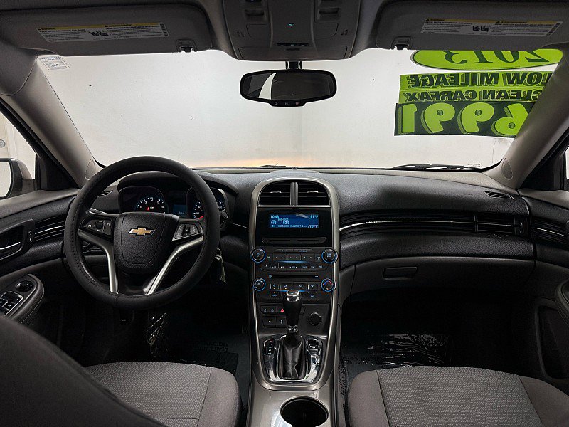 Used 2013 Chevrolet Malibu LS image 21