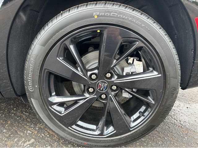 New 2026 Buick Envision Sport Touring image 4