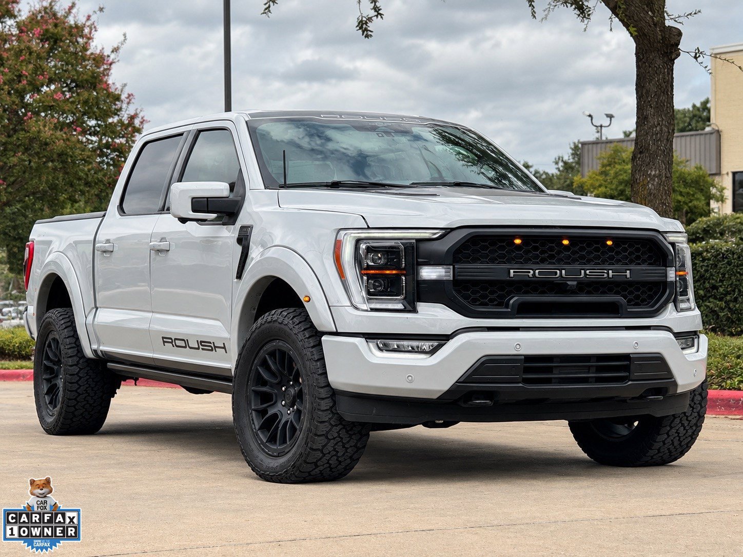 Used 2023 Ford F150 Lariat w/ Equipment Group 502A High AWD/4WD image 2
