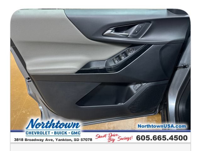 New 2026 Chevrolet Equinox LT w/ Convenience Package II AWD/4WD image 10