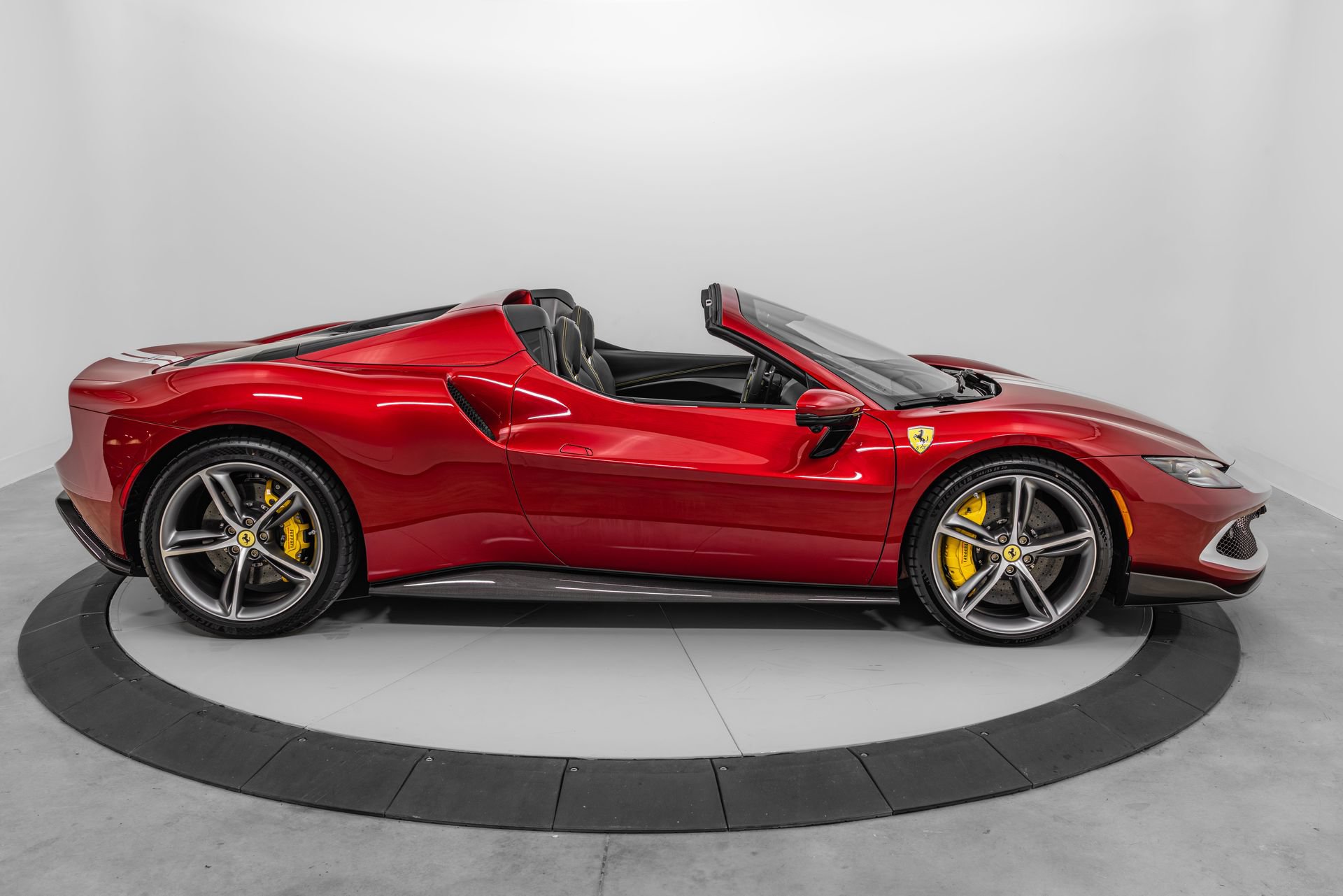 Certified 2025 Ferrari 296 GTS RWD image 9