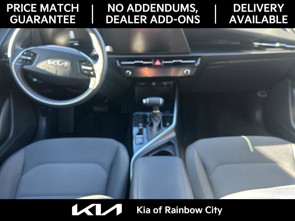 Used 2025 Kia Niro LX image 24