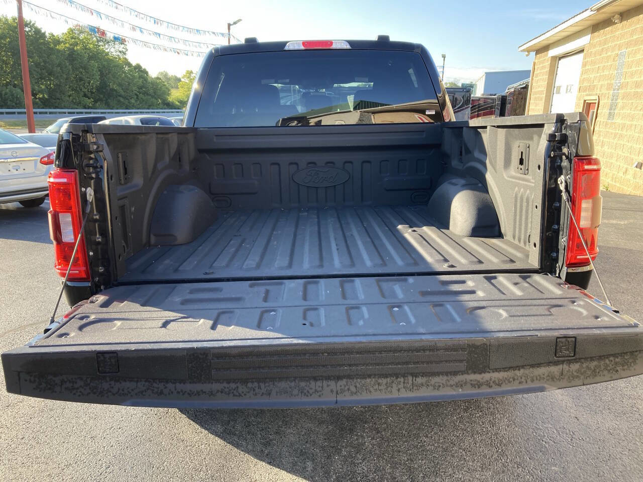 Used 2023 Ford F150 XLT w/ Equipment Group 302A High image 9