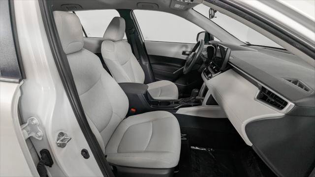 Used 2024 Toyota Corolla Cross L FWD image 27
