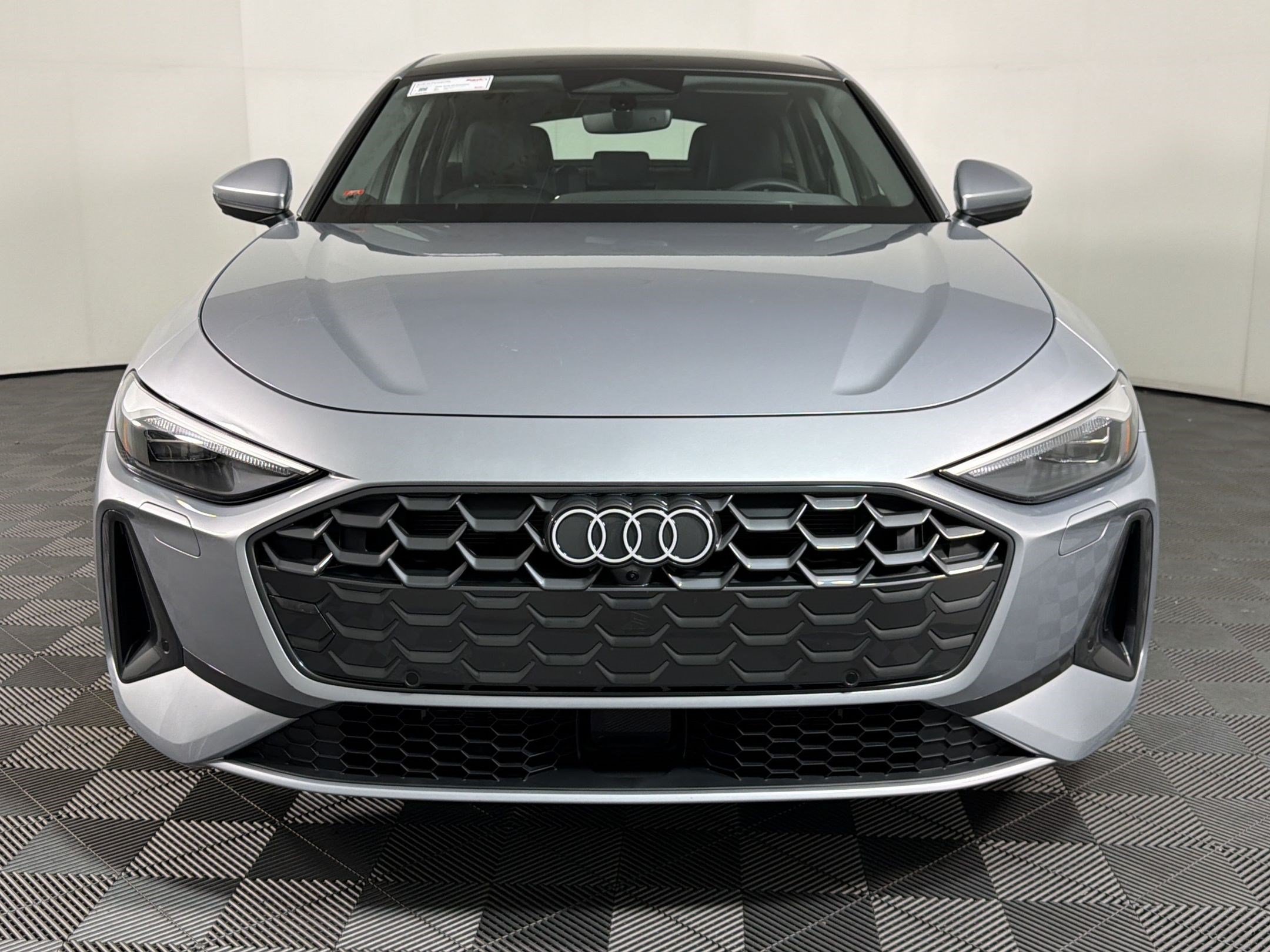 Used 2025 Audi A5 2.0T Premium w/ Convenience Package AWD/4WD image 5