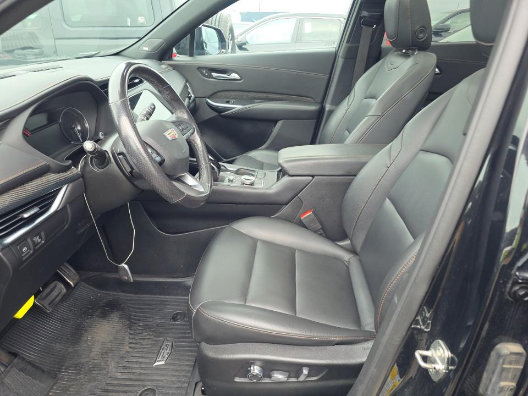 Used 2021 Cadillac XT4 Sport w/ Cold Weather Package AWD/4WD image 14