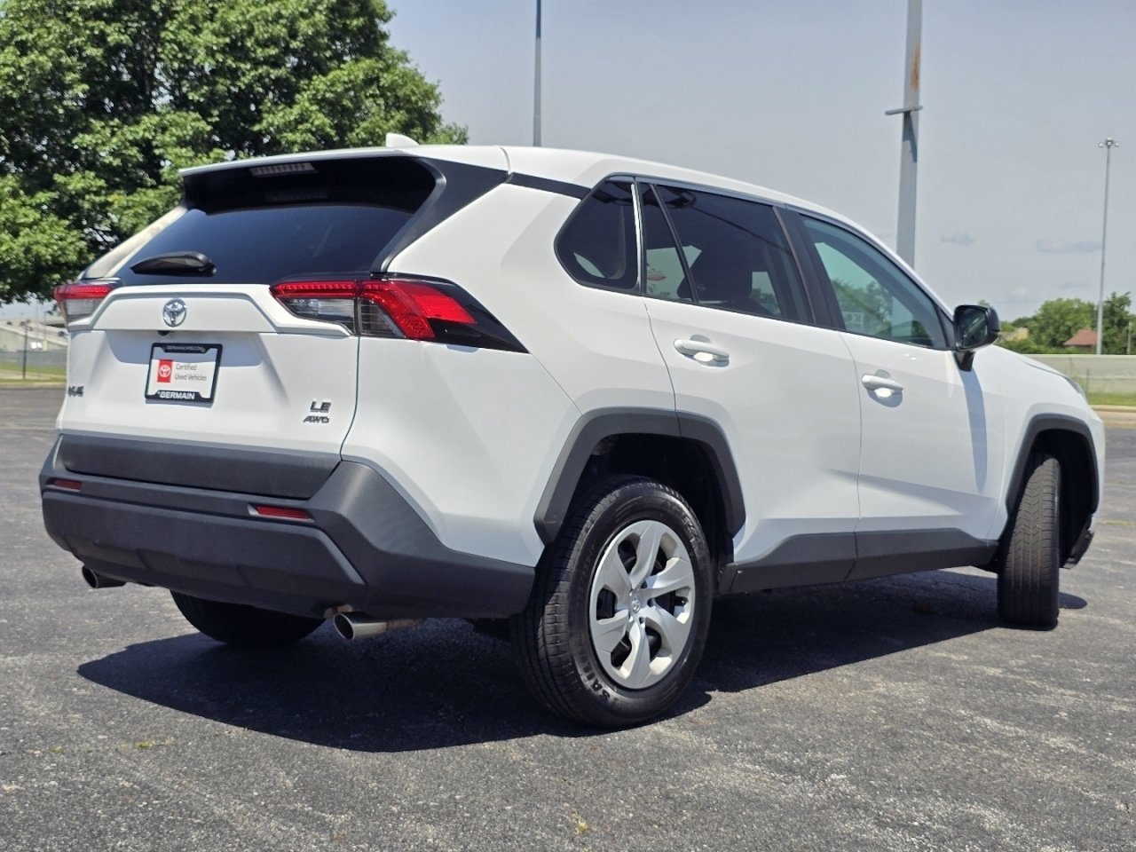 Certified 2024 Toyota RAV4 LE AWD/4WD image 14