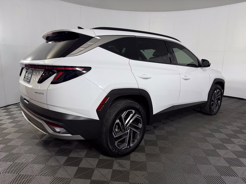 Used 2025 Hyundai Tucson Limited AWD/4WD image 6