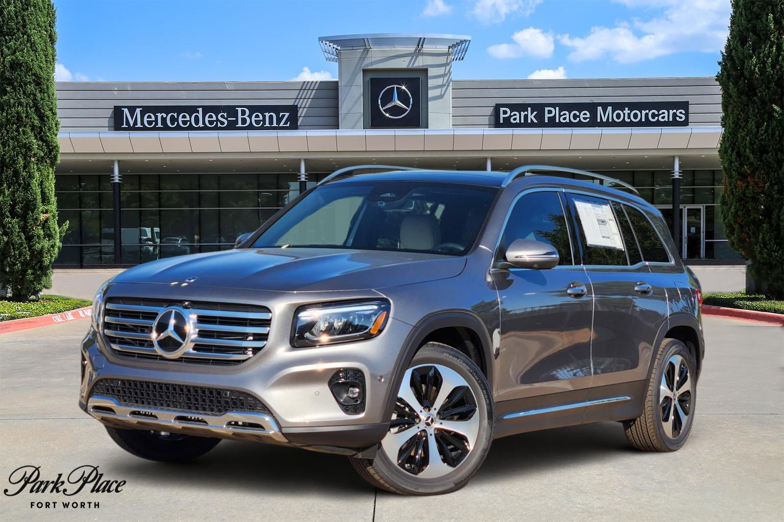 New 2025 Mercedes-Benz GLB 250 4MATIC