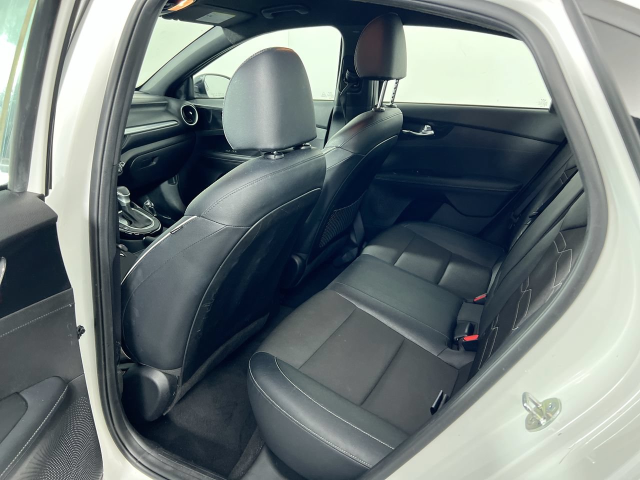 Certified 2024 Kia Forte GT-Line FWD image 30