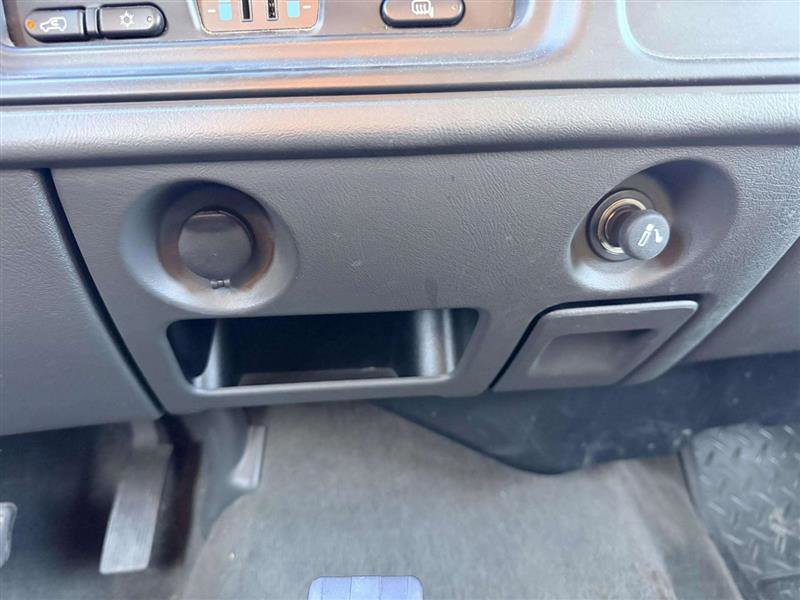 Used 2007 Chevrolet Silverado 1500 LS image 36