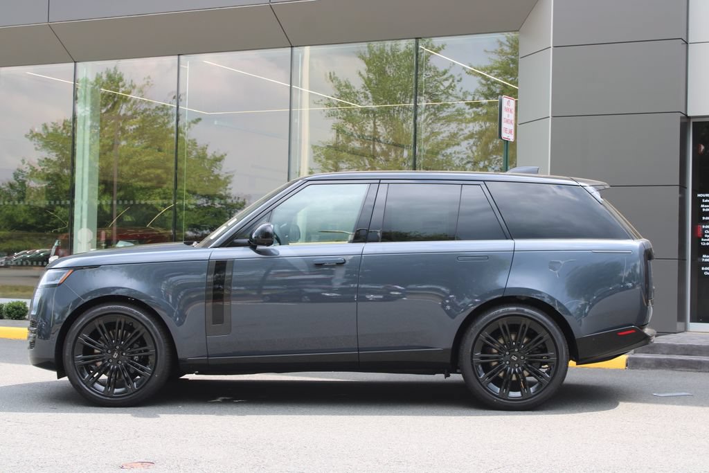 New 2027 Land Rover Range Rover SE AWD/4WD image 6