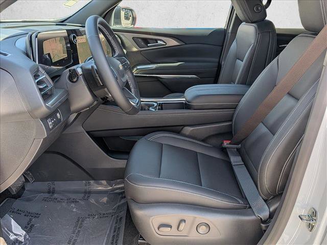 New 2026 Chevrolet Traverse LT image 4