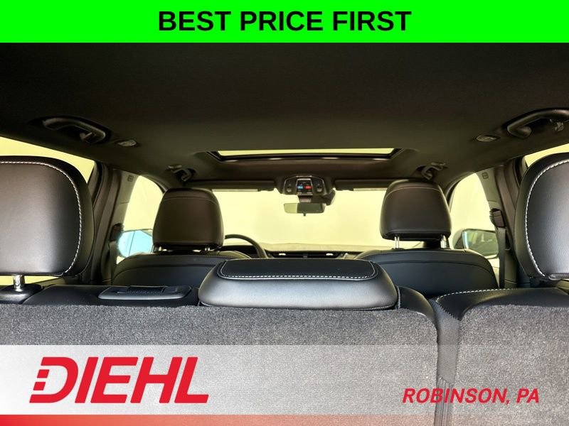 New 2026 Jeep Grand Cherokee Altitude AWD/4WD image 10
