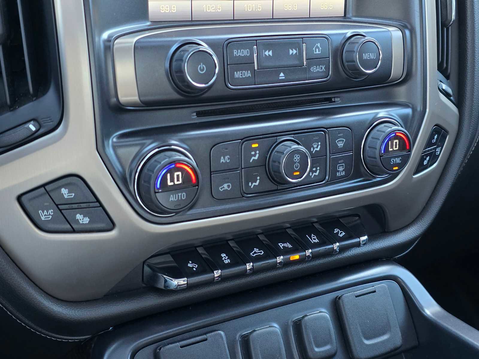 Used 2015 GMC Sierra 1500 Denali w/ Driver Alert Package image 27