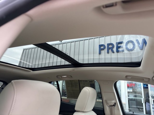 Used 2021 Buick Envision Essence image 12