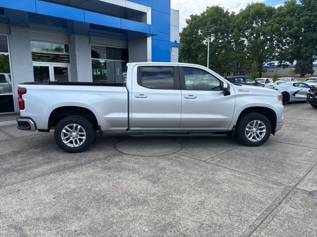 Used 2022 Chevrolet Silverado 1500 LT w/ Z71 Off-Road Package AWD/4WD image 9