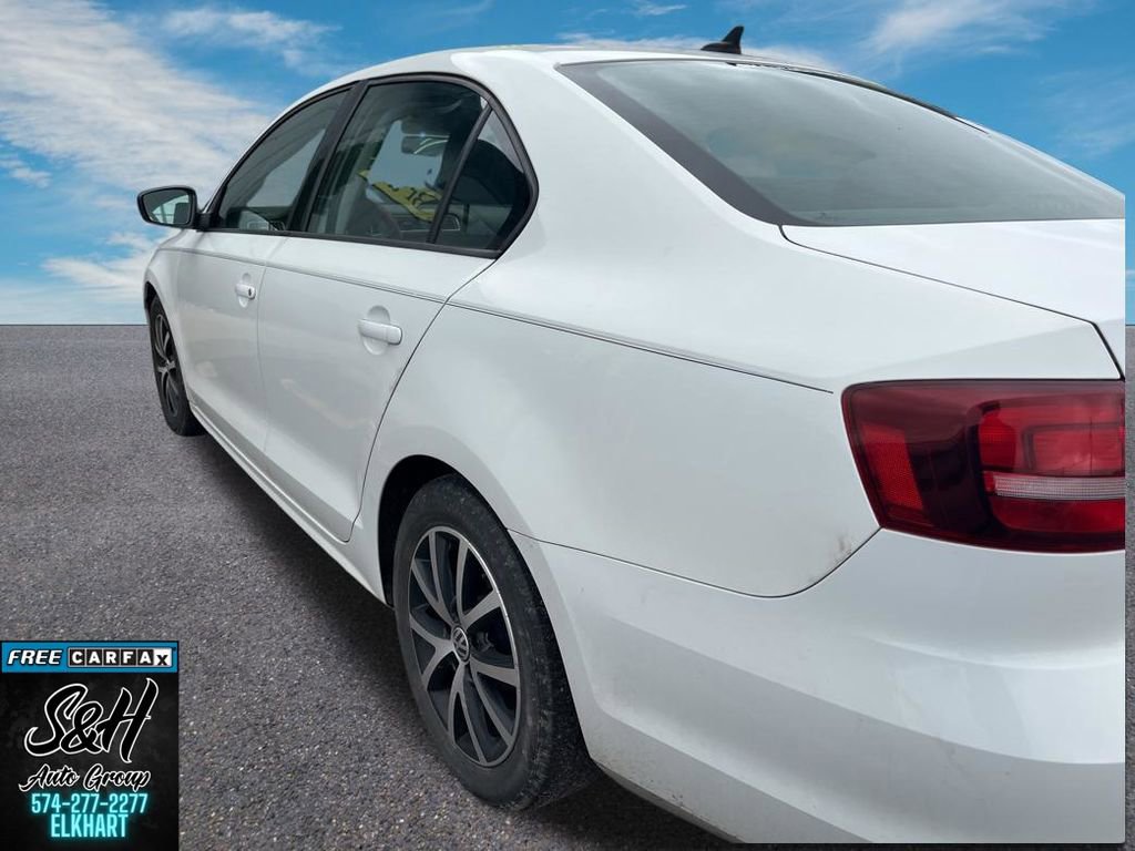 Used 2016 Volkswagen Jetta SE image 14
