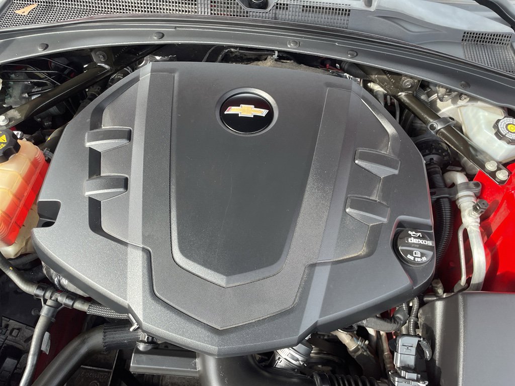Used 2020 Chevrolet Camaro LT image 9